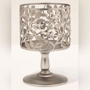 Bath & Body Works 2pc Dogwood Pedestal Silver 3-wick Candle Holder